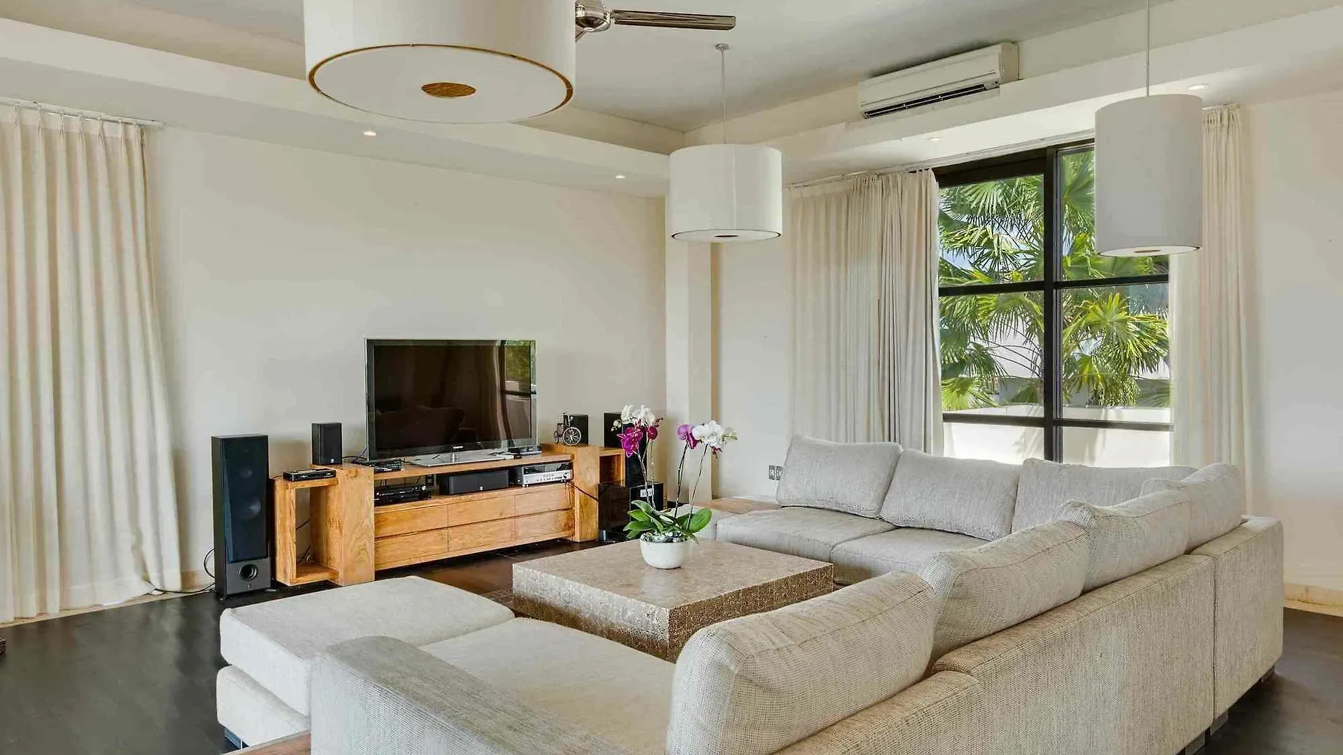 Villa Cara By Island Escape Villas Jimbaran  Jimbaran (Bali)